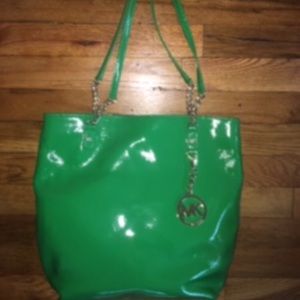 Michael Kors limegreen purse